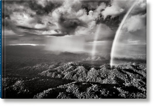 Sebastião Salgado. Amazônia. Notebook ‘Rainbow’