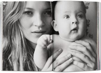 Kate Moss by Mario Testino (XL) - Görsel 3